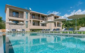 Neoma Luxury Residence - Adults Only